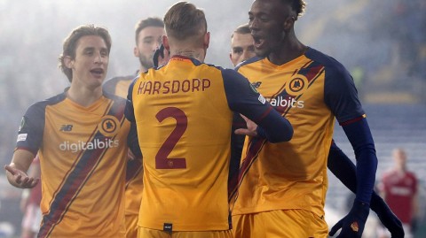 罗马险胜索非亚中央陆军 亚伯拉罕双响锁定欧协联晋级