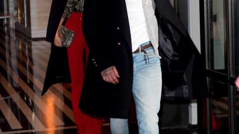 复古牛仔与摩登都市：贝克汉姆夫妇的纽约深夜风情