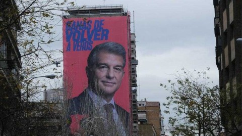 拉波尔塔的“马德里宣言”：一副海报背后的巴萨雄心与世纪德比新篇章