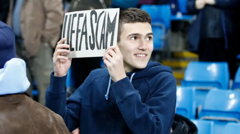 蓝月怒吼：当曼彻斯特的蓝调遇上欧足联的“黑手党”指控