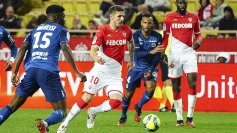 法国参议院的最後一搏：六名议员提案力促法甲在盛夏中苏醒