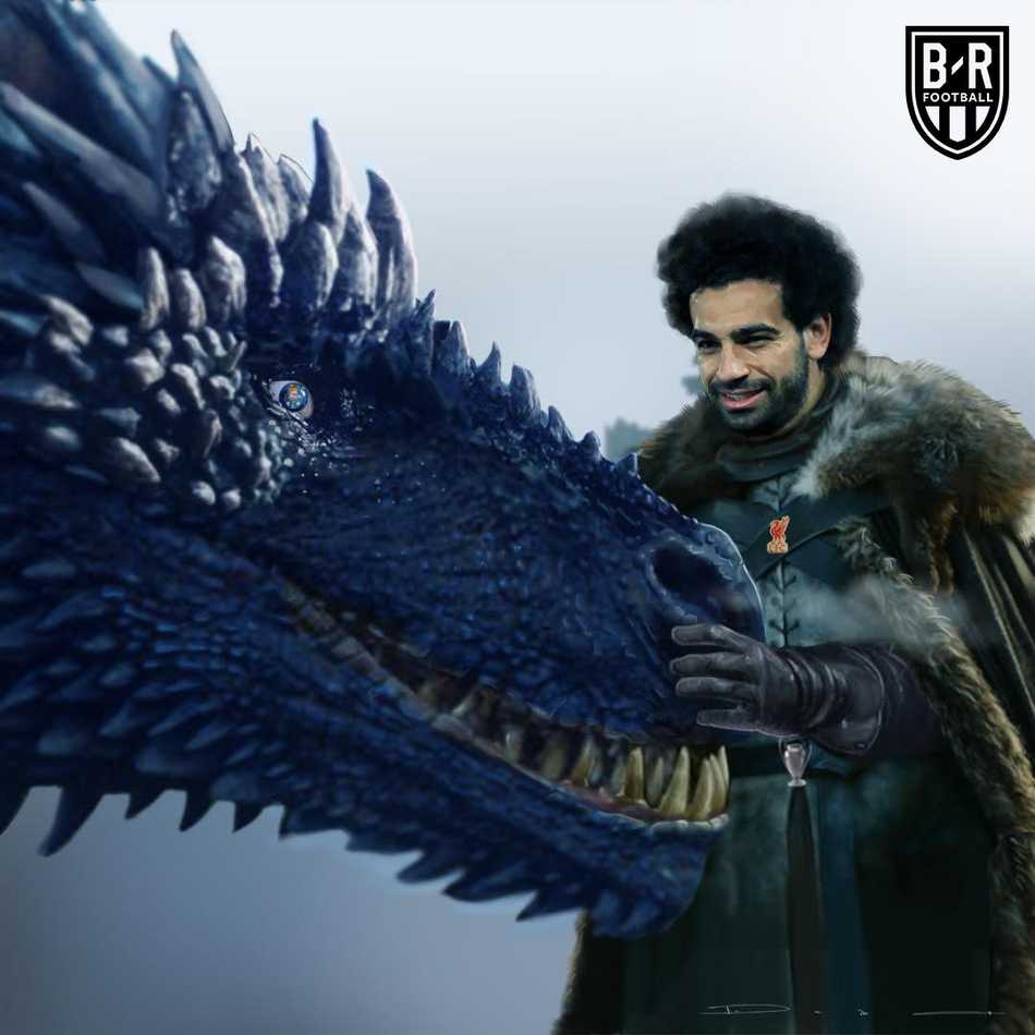 奥里吉在波尔图禁区前沿闪转腾挪，即将完成致命一击，替补奇兵的光环笼罩着他。