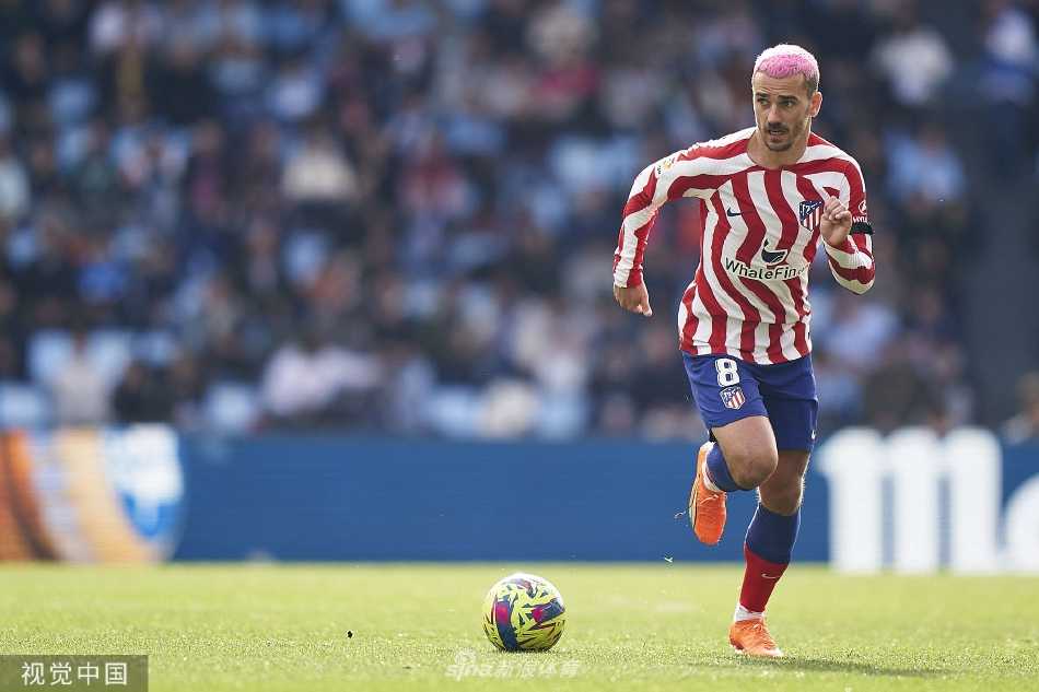 奥布拉克门线极限救险，身体完全舒展将球扑出，塞尔塔前锋阿斯帕斯抱头难以置信