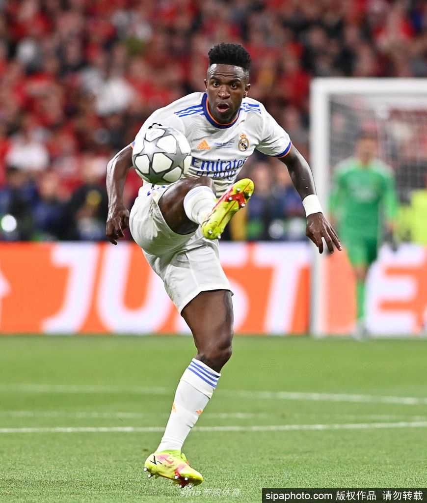 欧冠过人榜统计图特写，维尼修斯以83次高居榜首，数字遥遥领先